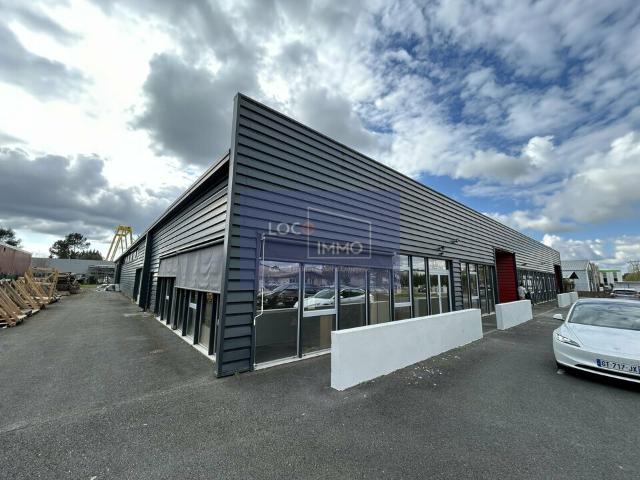 Local Commercial location à Bordeaux, Pessac