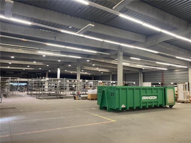 Local Commercial location à Bordeaux, Pessac