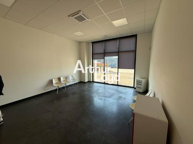 Local Commercial location à Arrondissement de Draguignan, Fréjus