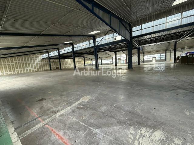 Local Commercial location à Reims