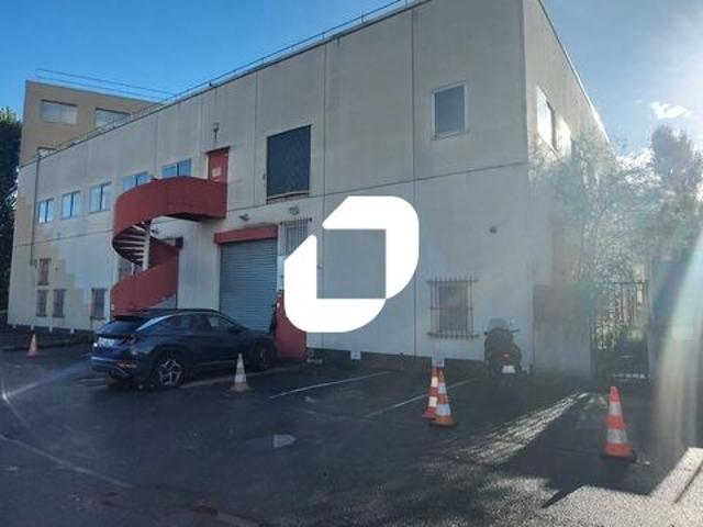 Local Commercial location à Saint-Denis, Saint-denis