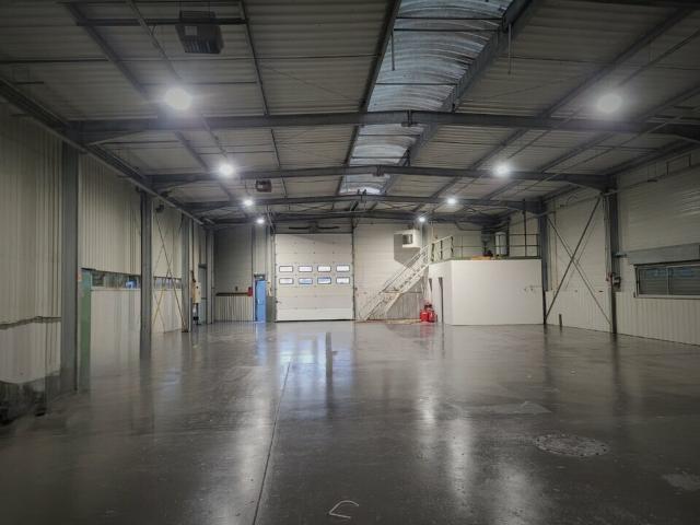 Local Commercial location à Rouen, Saint-etienne-du-rouvray