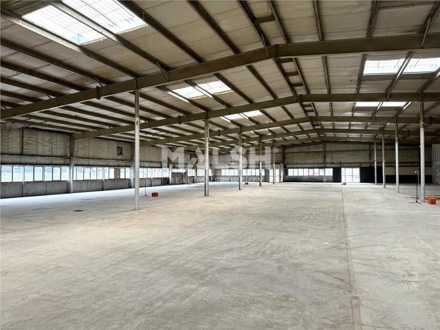 Local Commercial location à Saint-Étienne, Saint-etienne