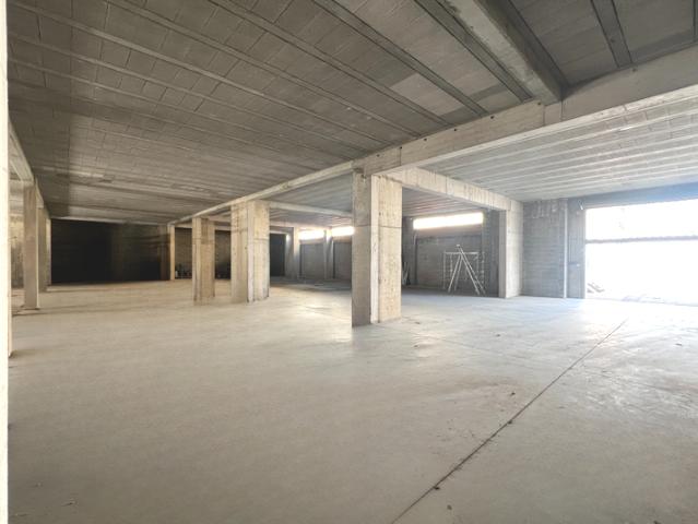 Local Commercial location à Céret, Saint-génis-des-fontaines
