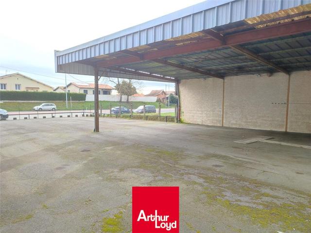 Local Commercial location à Villefranche-sur-Saône, Rhône