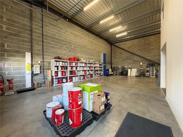 Local Commercial location à Nantes, Saint-herblain