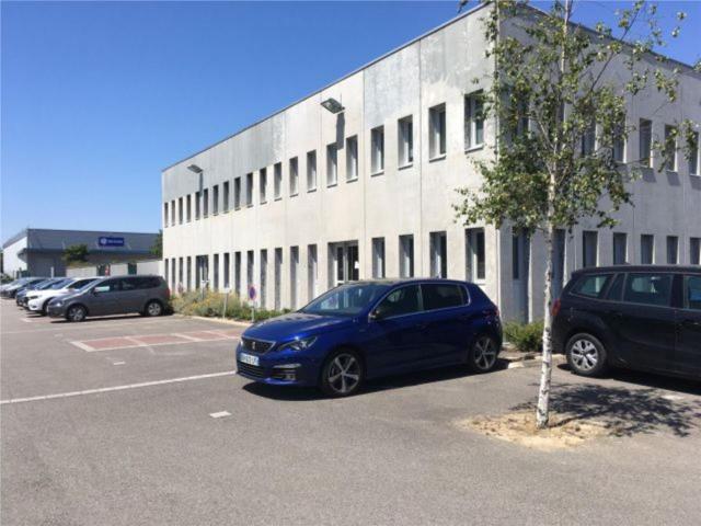 Local Commercial location à Nantes, Saint-herblain