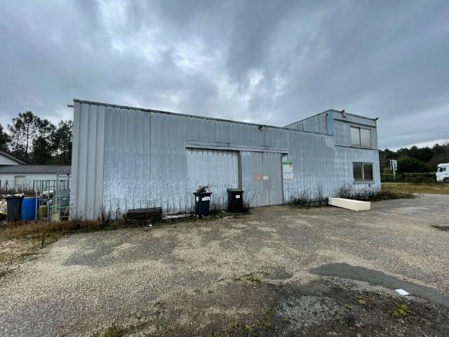 Local Commercial location à Bordeaux, Saint-jean-d'illac