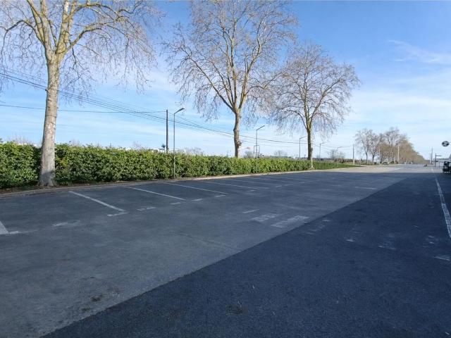 Local Commercial location à Toulouse, Castelnau-d'estrétefonds