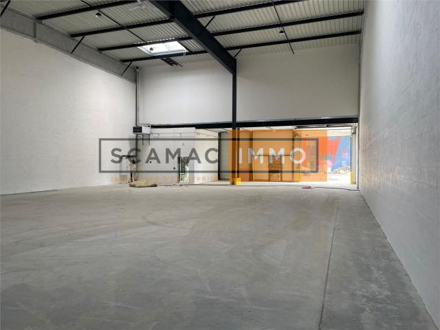 Local Commercial location à Pontoise, Saint-ouen-l'aumône