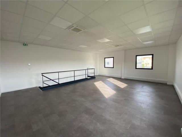 Local Commercial location à Lyon, Métropole de Lyon
