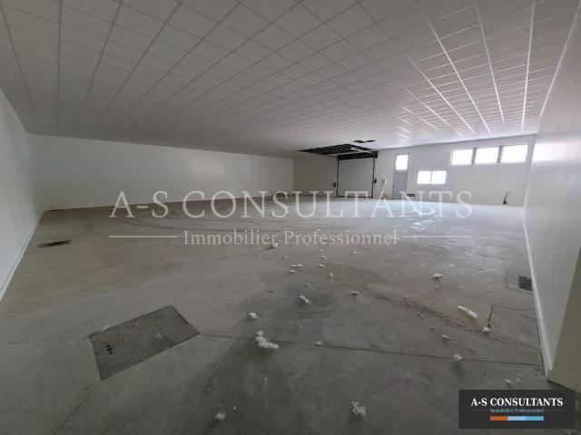 Local Commercial location à Vienne, Salaise-sur-sanne