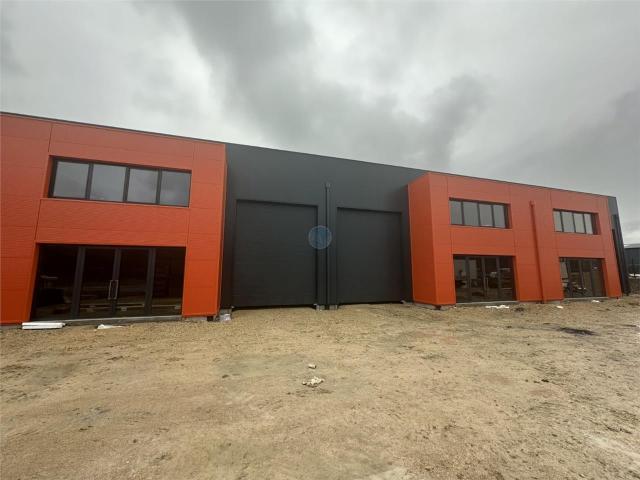 Local Commercial location à Orléans, Saran