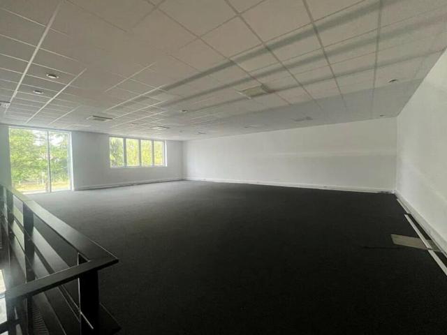 Local Commercial location à Lille, Bondues
