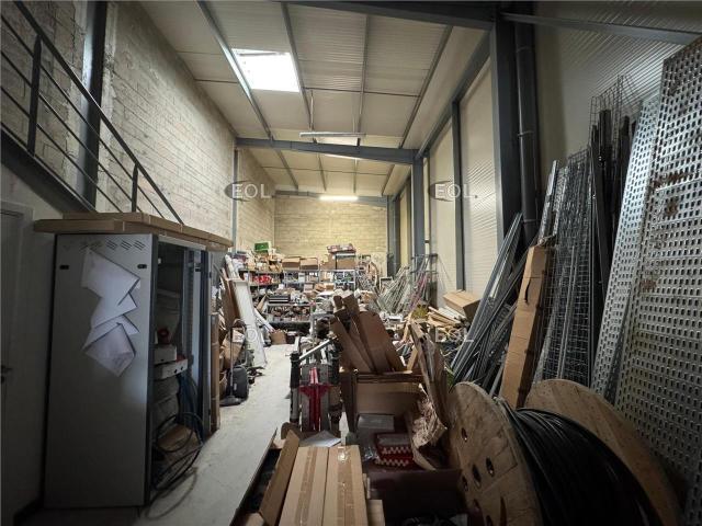 Local Commercial location à Torcy, Servon