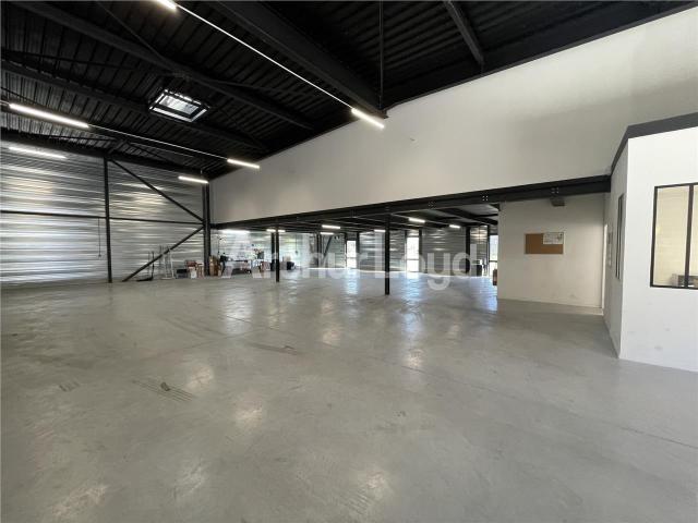 Local Commercial location à Douai, Sin-le-noble