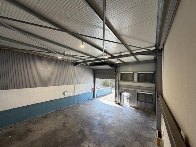 Local Commercial location à Palaiseau, Sainte-geneviève-des-bois