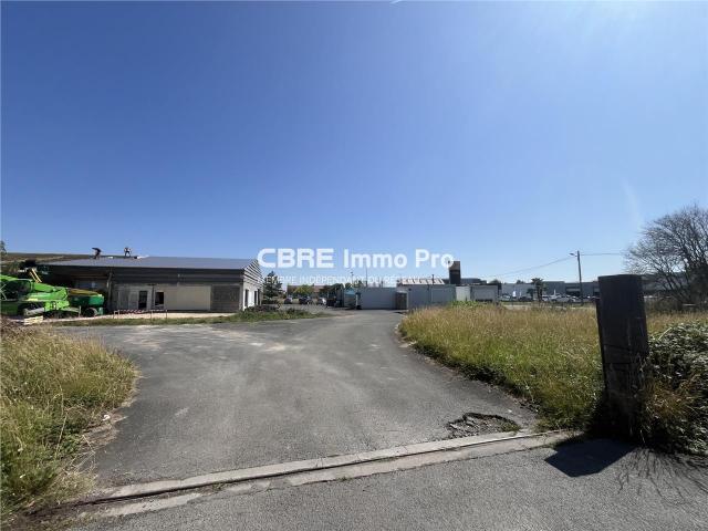 Local Commercial location à Tonnay-charente, La Fraternité Local Commercial location à Tonnay-charente, La Fraternité