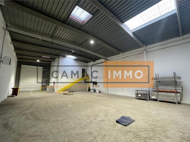 Local Commercial location à Torcy