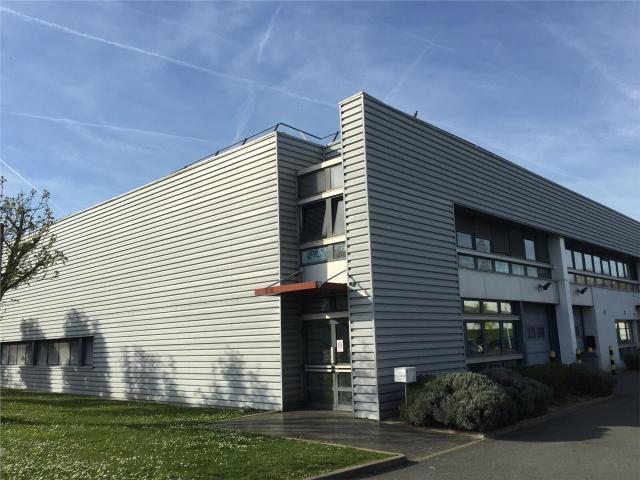 Local Commercial location à Versailles, Trappes