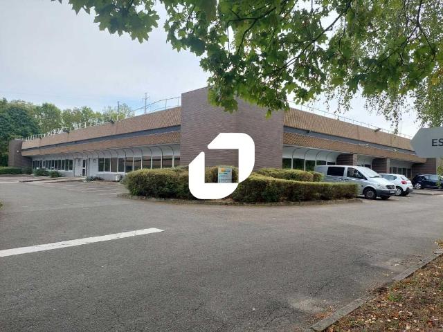 Local Commercial location à Versailles, Trappes