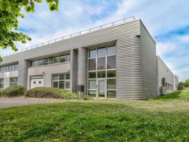 Local Commercial location à Le Raincy, Tremblay-en-france