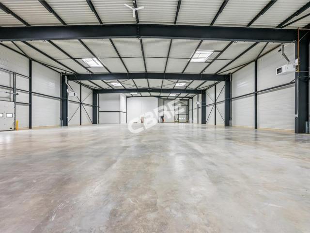 Local Commercial location à Torcy, Vaires-sur-marne