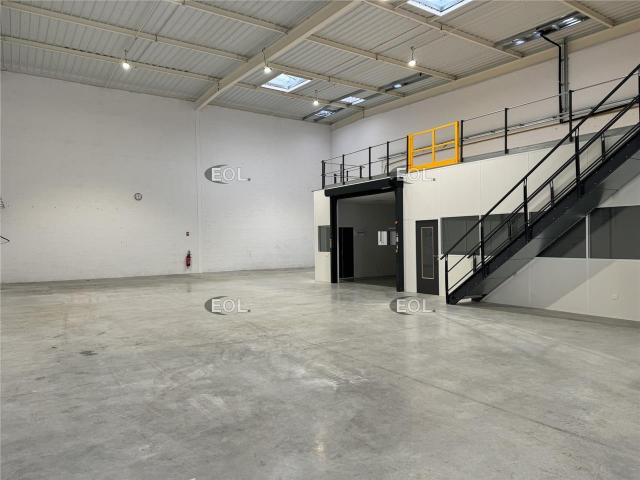Local Commercial location à Palaiseau, Villejust