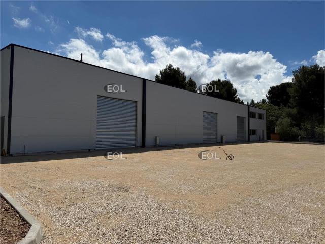 Local Commercial location à Istres, Vitrolles