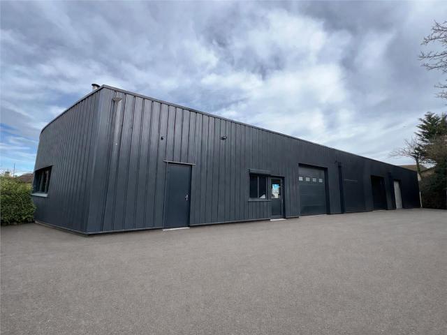 Local Commercial vente à Villefranche-sur-Saône, Rhône