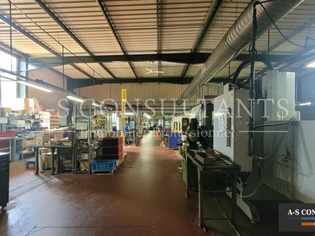 Local Commercial vente à Tournon-sur-Rhône, Annonay
