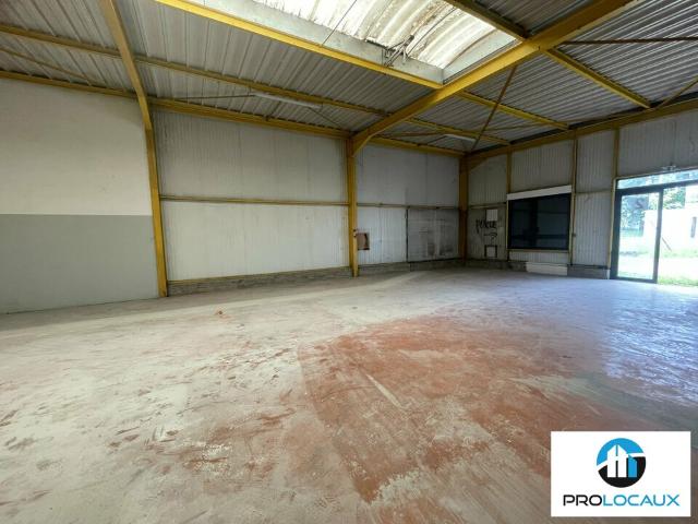 Local Commercial vente à Villefranche-sur-Saône, Rhône