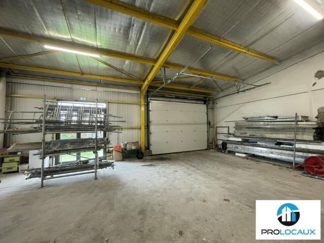 Local Commercial vente à Villefranche-sur-Saône, Rhône