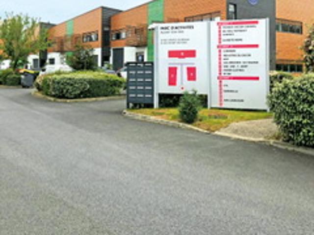 Local Commercial vente à Zone Industrielle La Garenne, Aulnay-sous-Bois