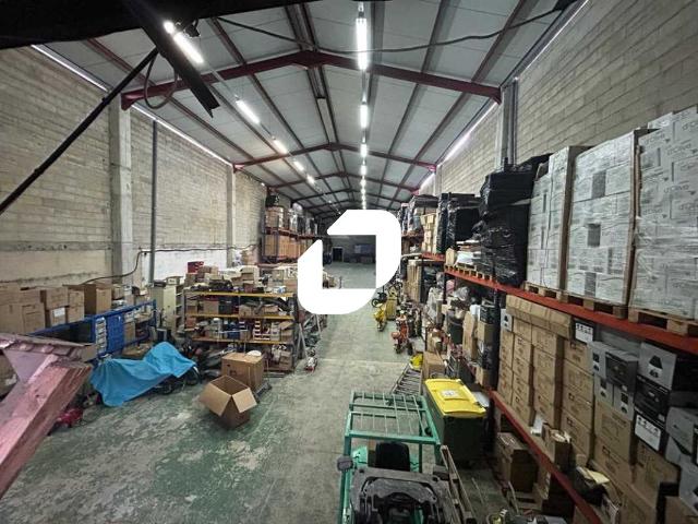 Local Commercial vente à Bobigny, Bagnolet