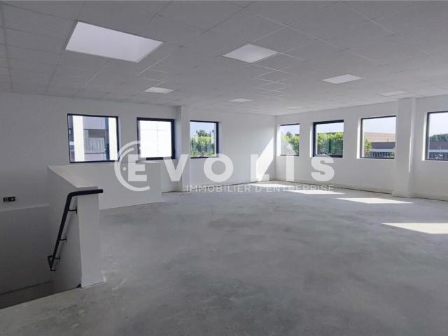 Local Commercial vente à Torcy, Bailly-romainvilliers