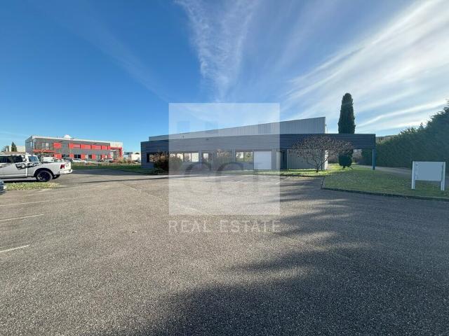 Local Commercial vente à Bourg-en-Bresse, Béligneux