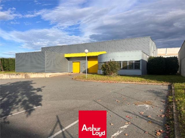 Local Commercial vente à Villefranche-sur-Saône, Rhône