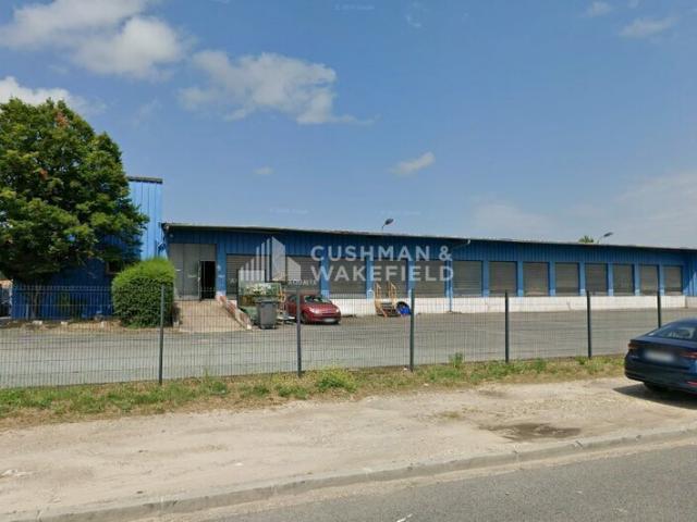 Local Commercial vente à Auch, Occitanie