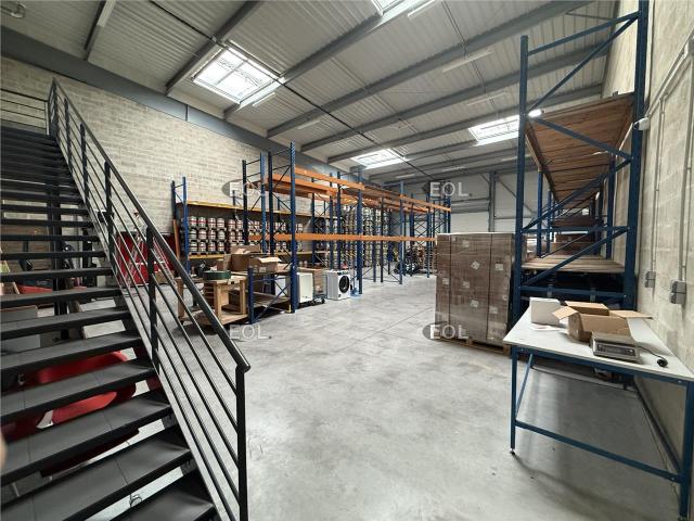 Local Commercial vente à Torcy, Bussy-saint-georges