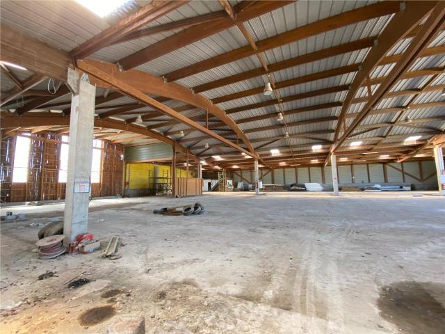Local Commercial vente à Villeneuve-sur-Lot, Casseneuil