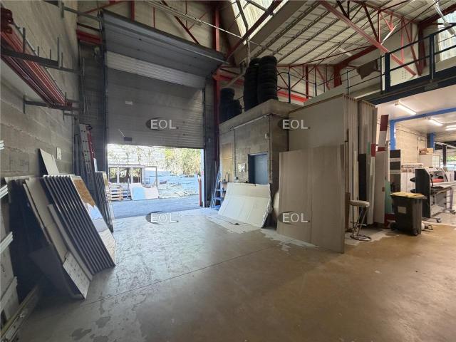 Local Commercial vente à Palaiseau, Chilly-mazarin