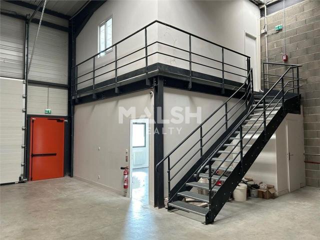 Local Commercial vente à Bourg-en-Bresse, Civrieux