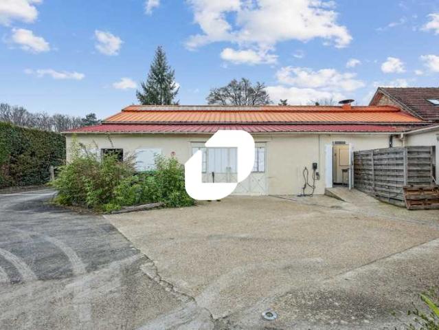 Local Commercial vente à Rambouillet, Clairefontaine-en-yvelines