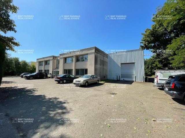 Local Commercial vente à Rambouillet, Coignières