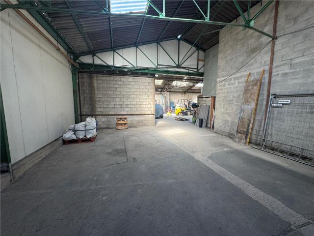 Local Commercial vente à Nanterre, Colombes