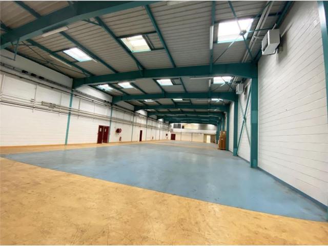 Local Commercial vente à Melun, Combs-la-ville