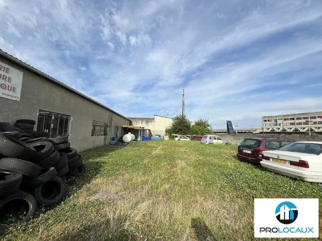 Local Commercial vente à Zone Industrielle Nord, Compiègne