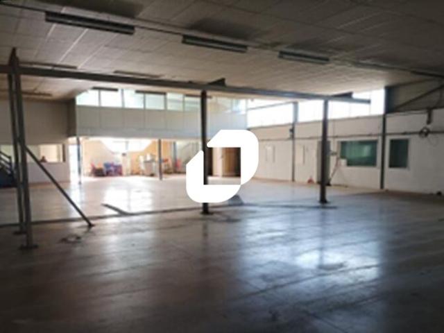Local Commercial vente à Nantes, Couëron