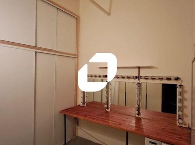 Local Commercial vente à Nanterre, Courbevoie